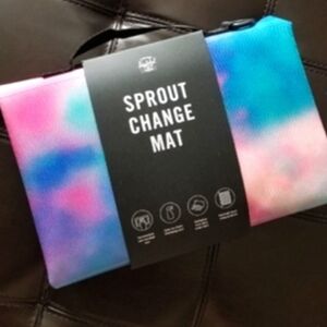 ❗Herschel Supply Co. Pink Purple Tie Dye Baby/Toddler Changing Mat❗